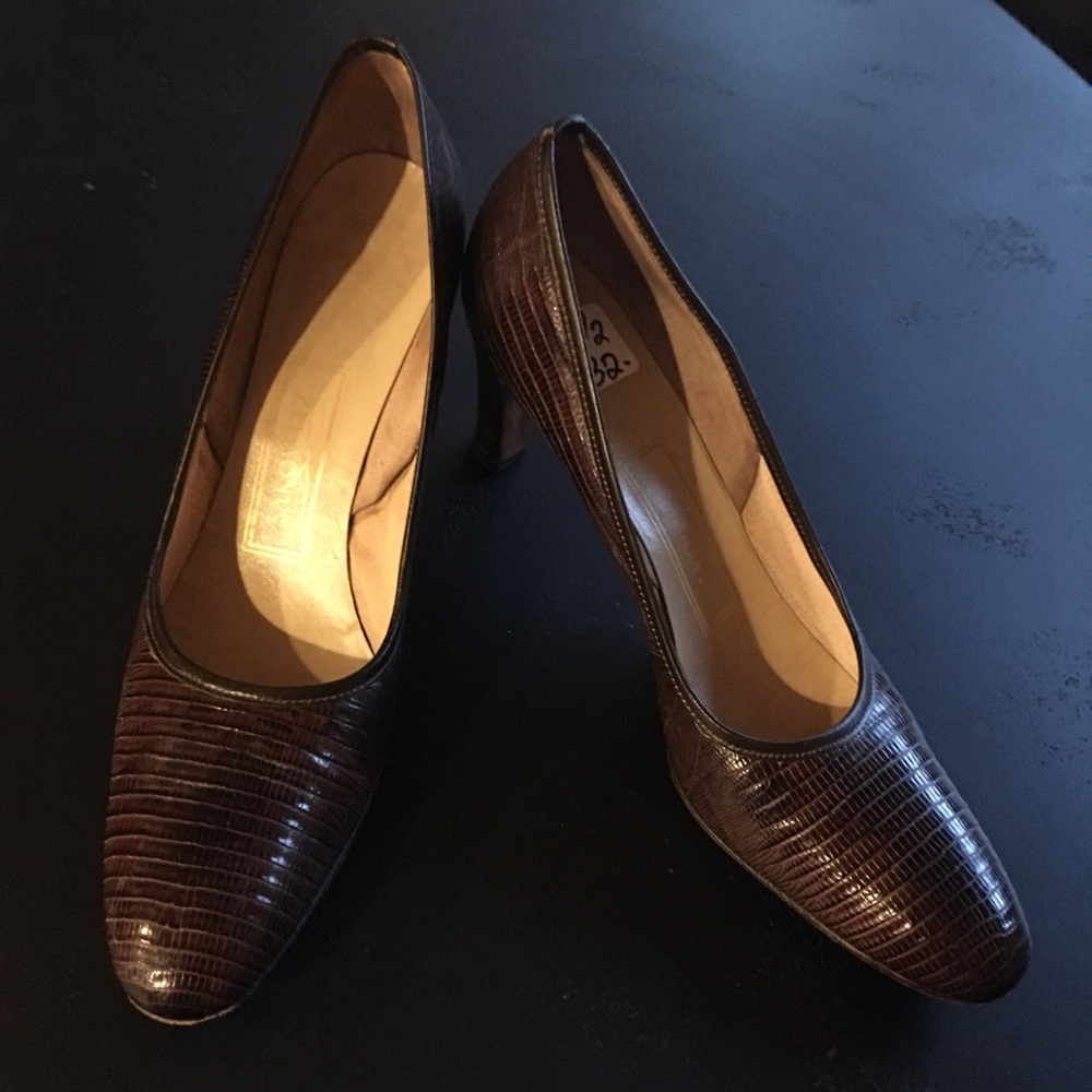 Genuine Lizard Pumps